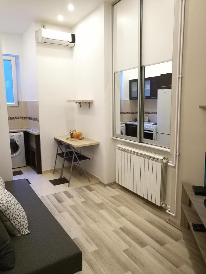 Apartment In The Heart Of بلغراد المظهر الخارجي الصورة